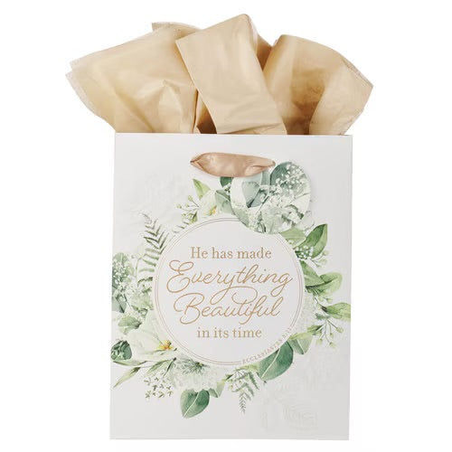 Everything Beautiful Green Wreath Medium Gift Bag - Ecclesiastes 3:11